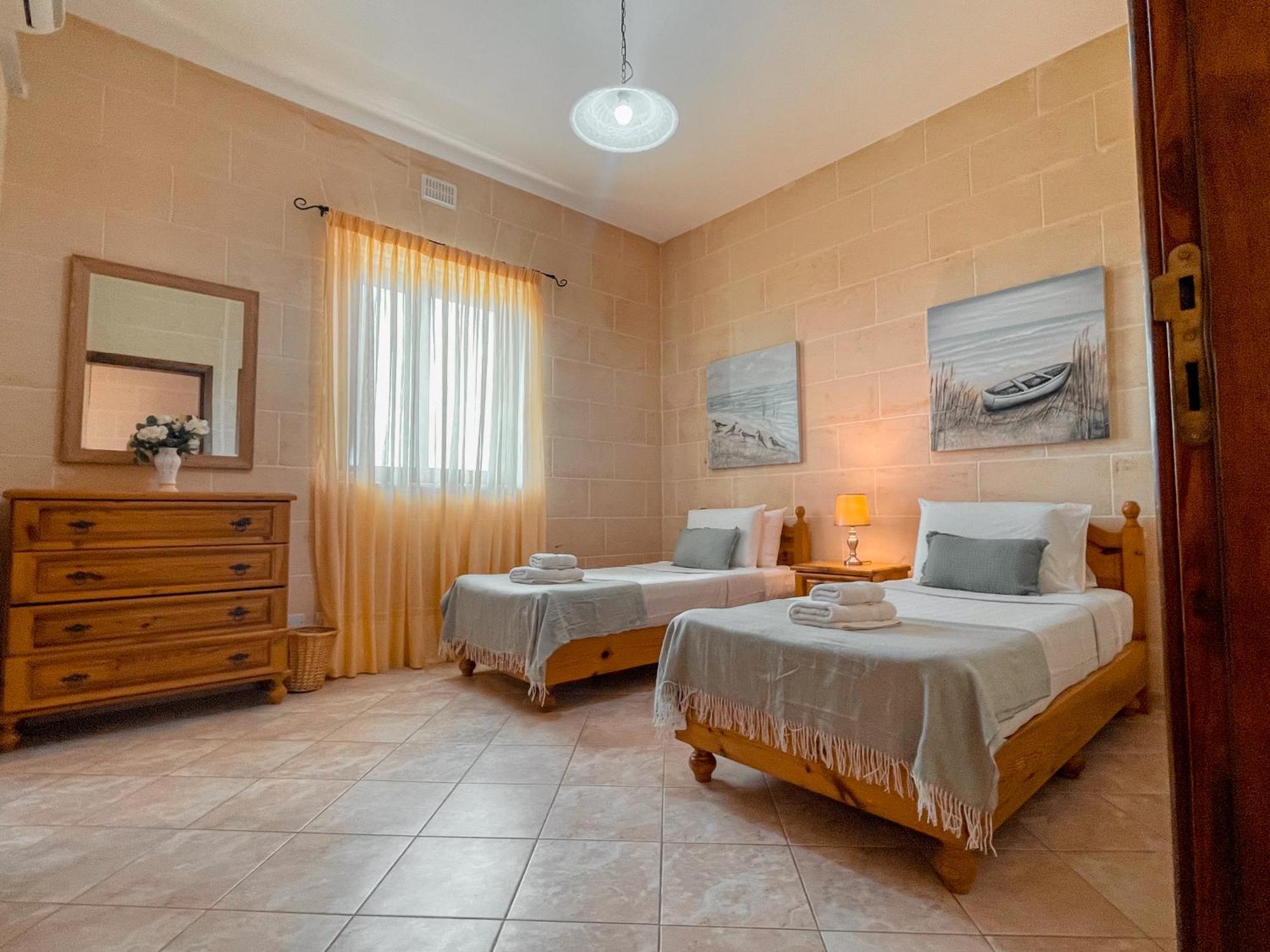 Villa Fieldend - Gozo Holiday Home Għarb Εξωτερικό φωτογραφία
