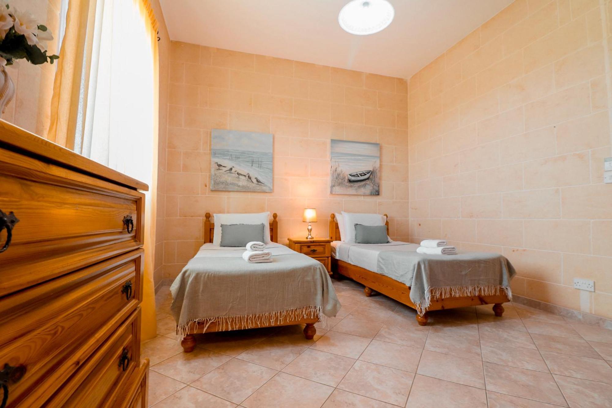 Villa Fieldend - Gozo Holiday Home Għarb Εξωτερικό φωτογραφία