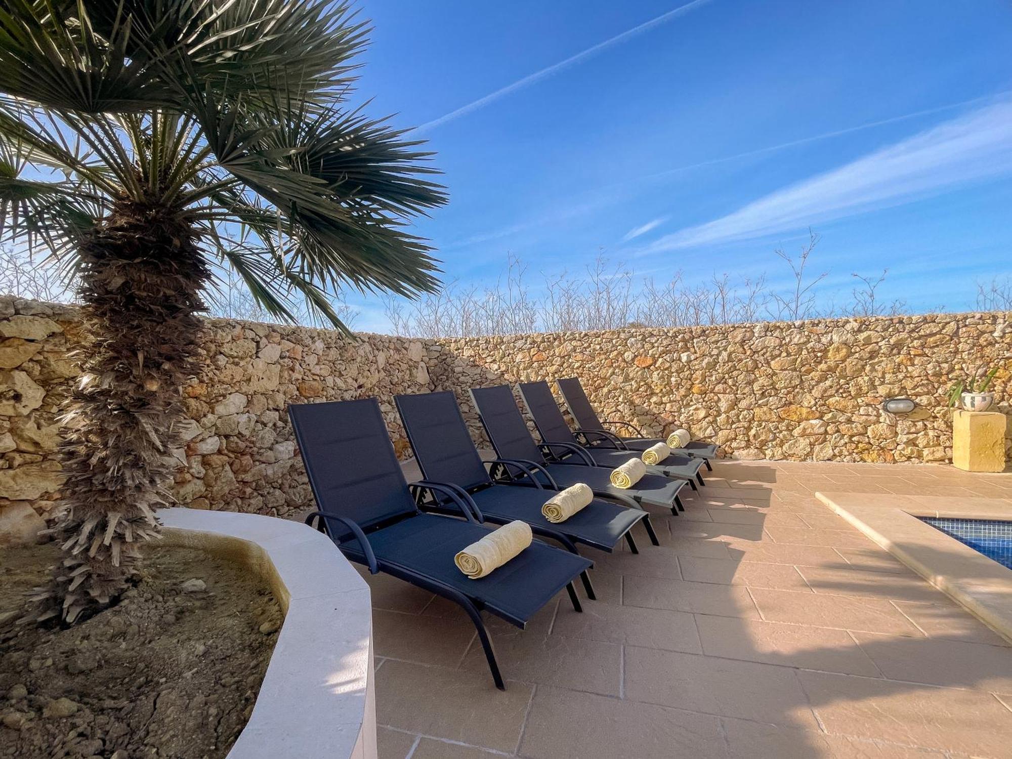 Villa Fieldend - Gozo Holiday Home Għarb Εξωτερικό φωτογραφία